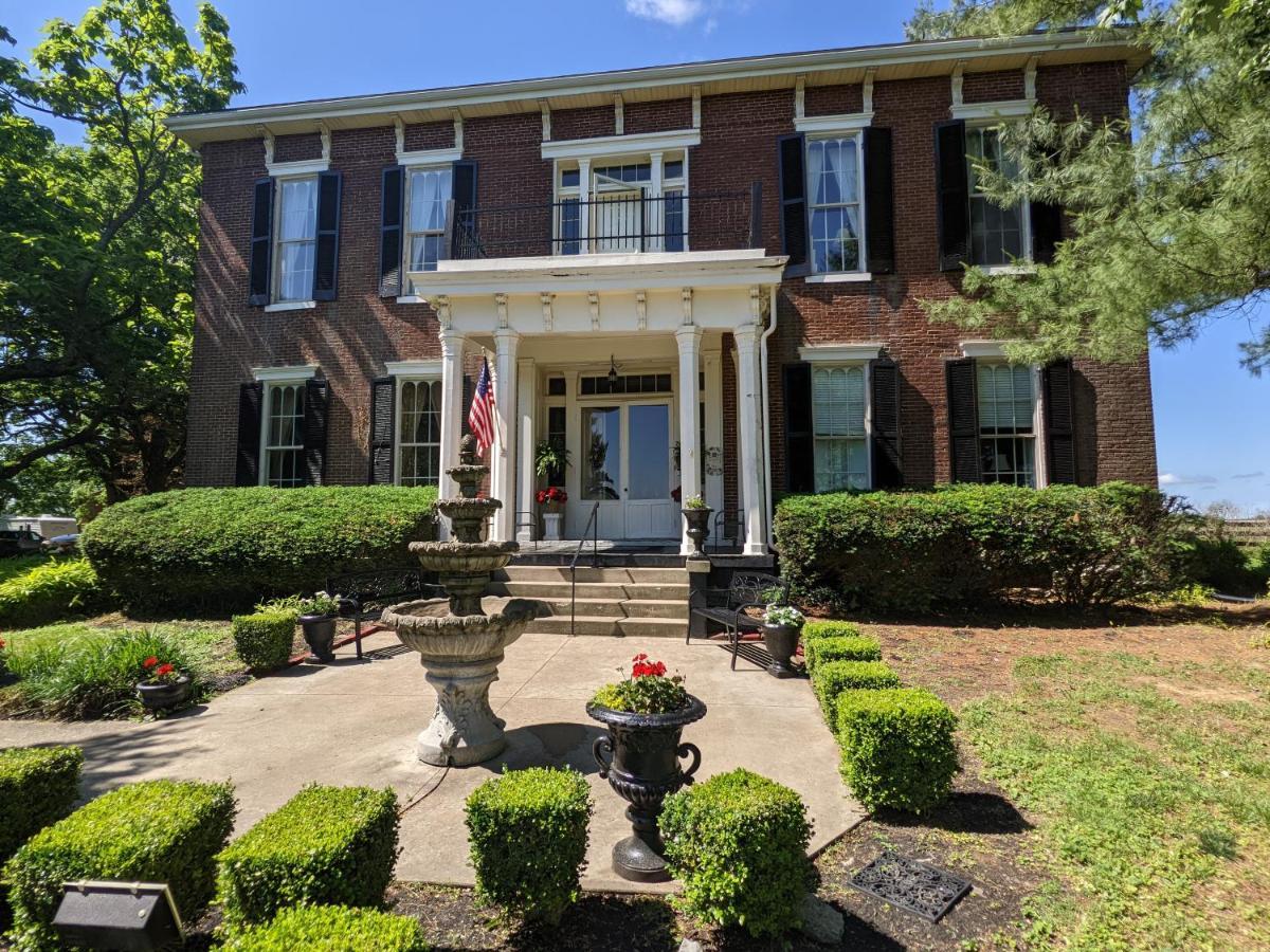 Maple Hill Manor Bed & Breakfast Springfield Exterior photo